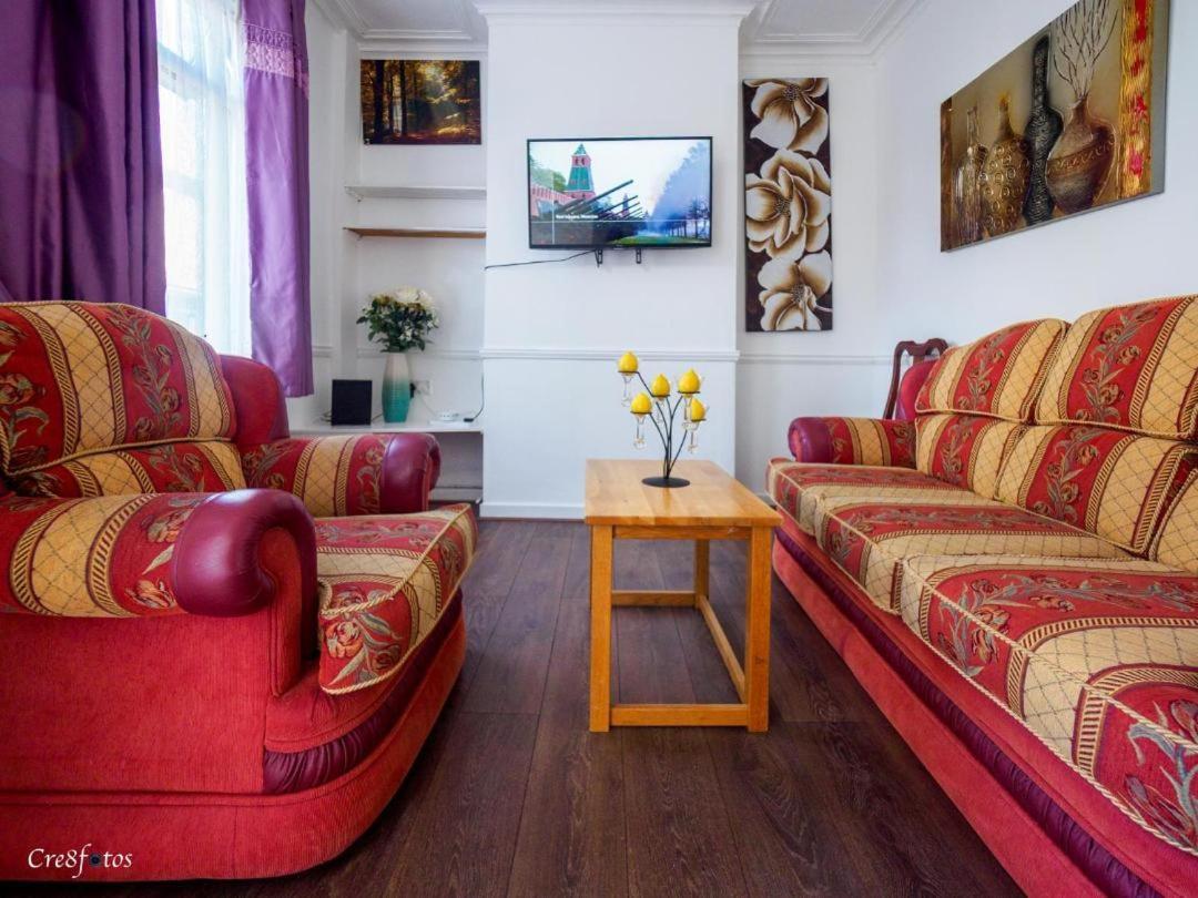12 Cornwallis Lodge Family Room 2 Stoke-on-Trent Екстер'єр фото